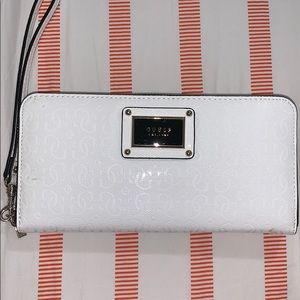 GUESS wallet NEW